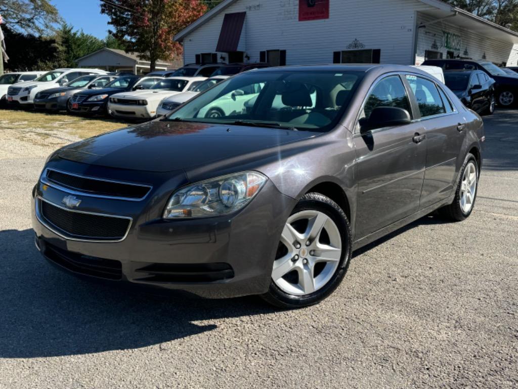 2011 Chevrolet Malibu 1LS's photo