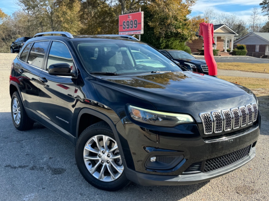 2019 Jeep Cherokee Latitude's photo